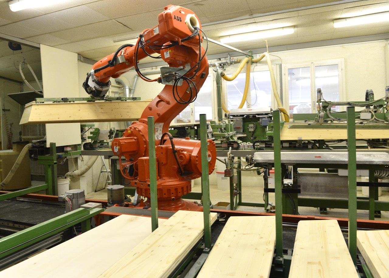Roboter in Sargfabrik Urs Gerber AG. (Foto: Bruno Torricelli) 
